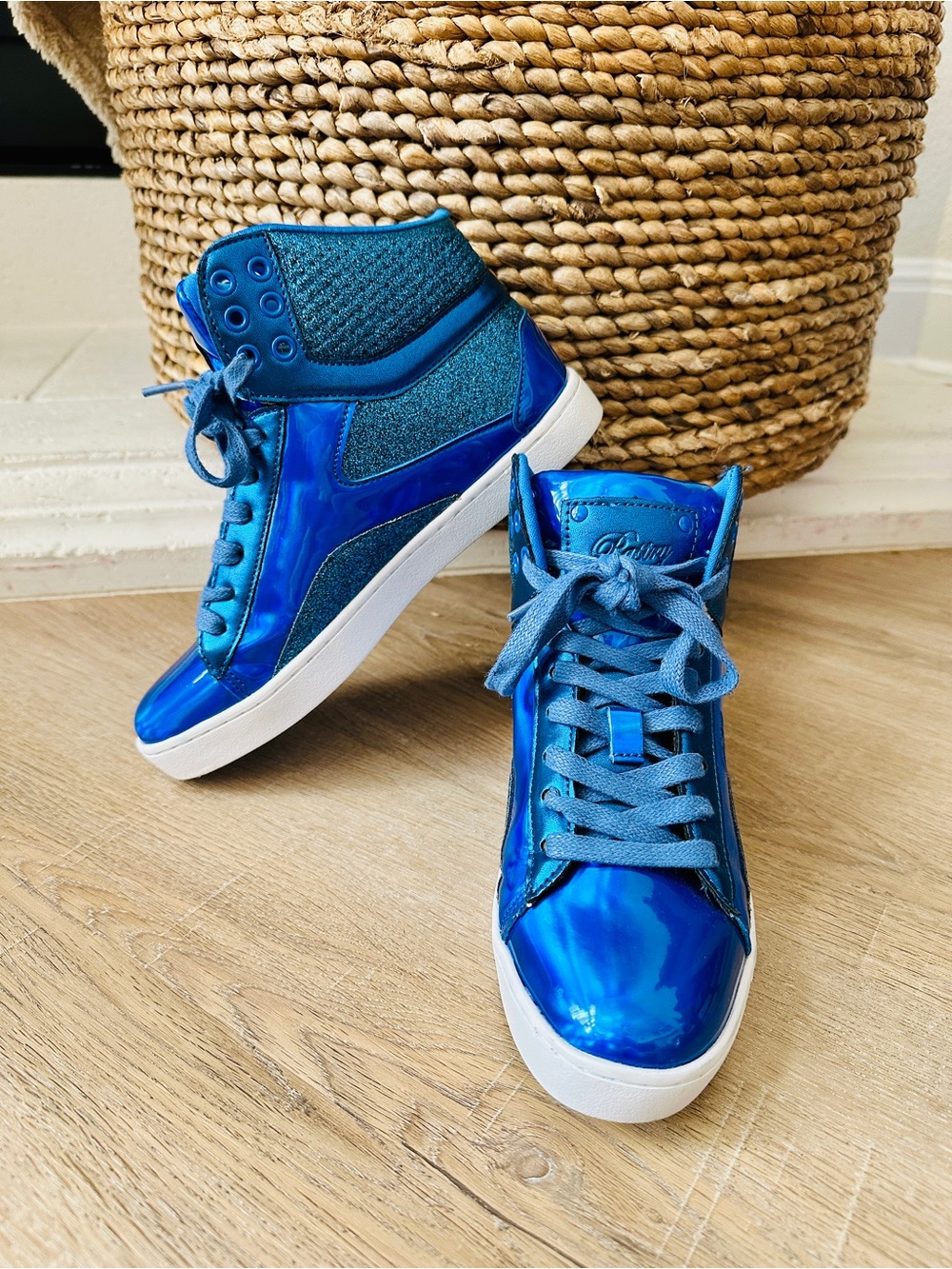 Pastry "Pop Tart Glitter" Blue High-Top Dance Sneakers
